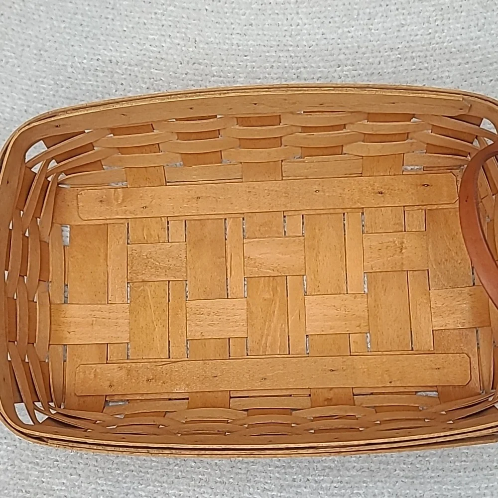 Longaberger Vintage 2000 Pantry Basket 12327 with Organizing Insert